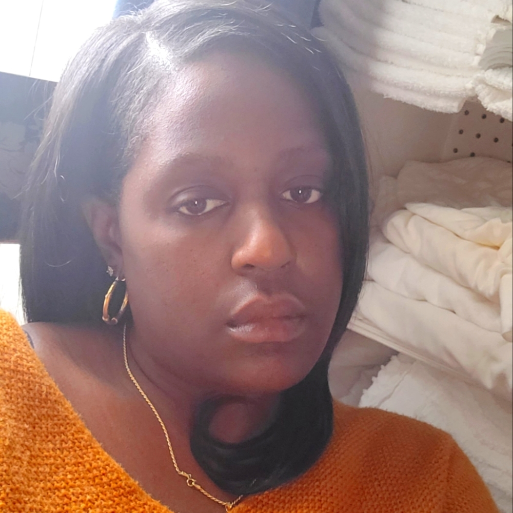 Meet your Posher, Syretta